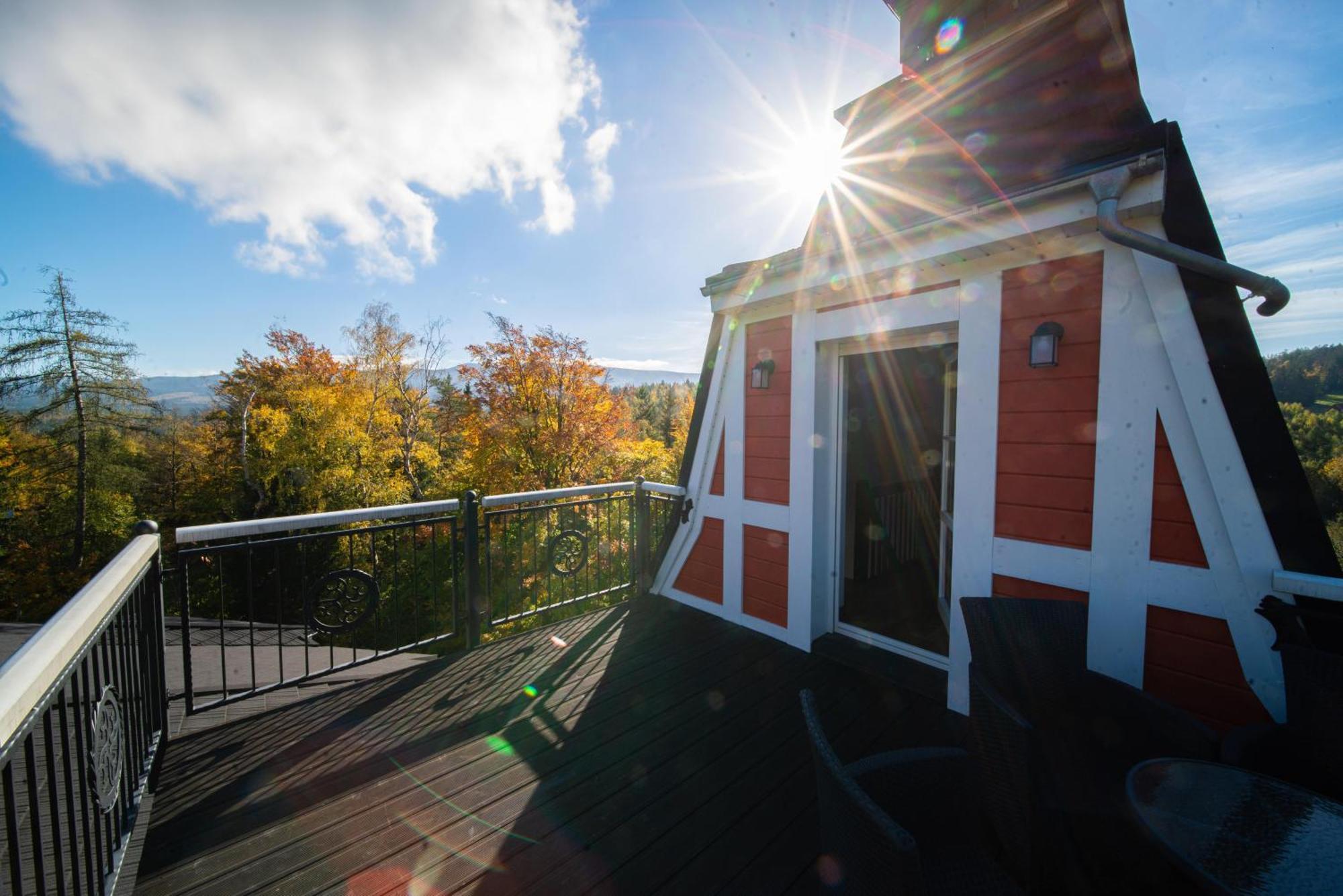 Norweska Dolina Family&Pet-Friendly Resort Szklarska Poręba Exteriör bild The observation tower